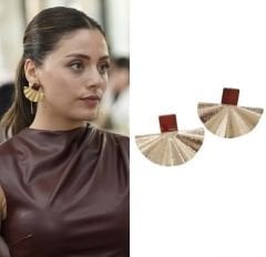 Bordo taşlı volanlı küpe