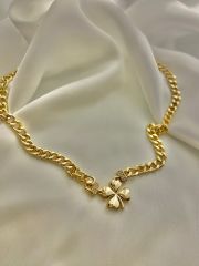 Zirkon taş detaylı yonca kolye