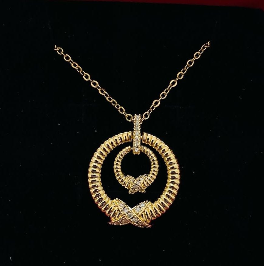 Zirkon taş detaylı çelik daire kolye