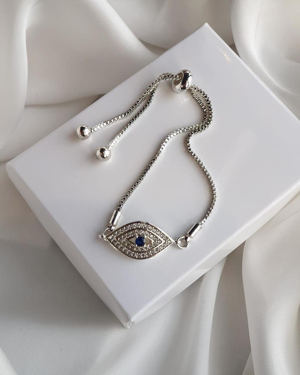 Asansörlü göz bileklik