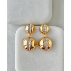 Zirkon taş detaylı çelik küpe