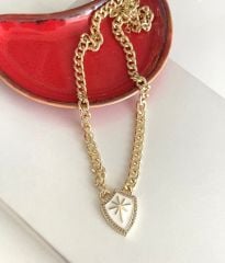 Beyaz Mineli Rozet Kolye