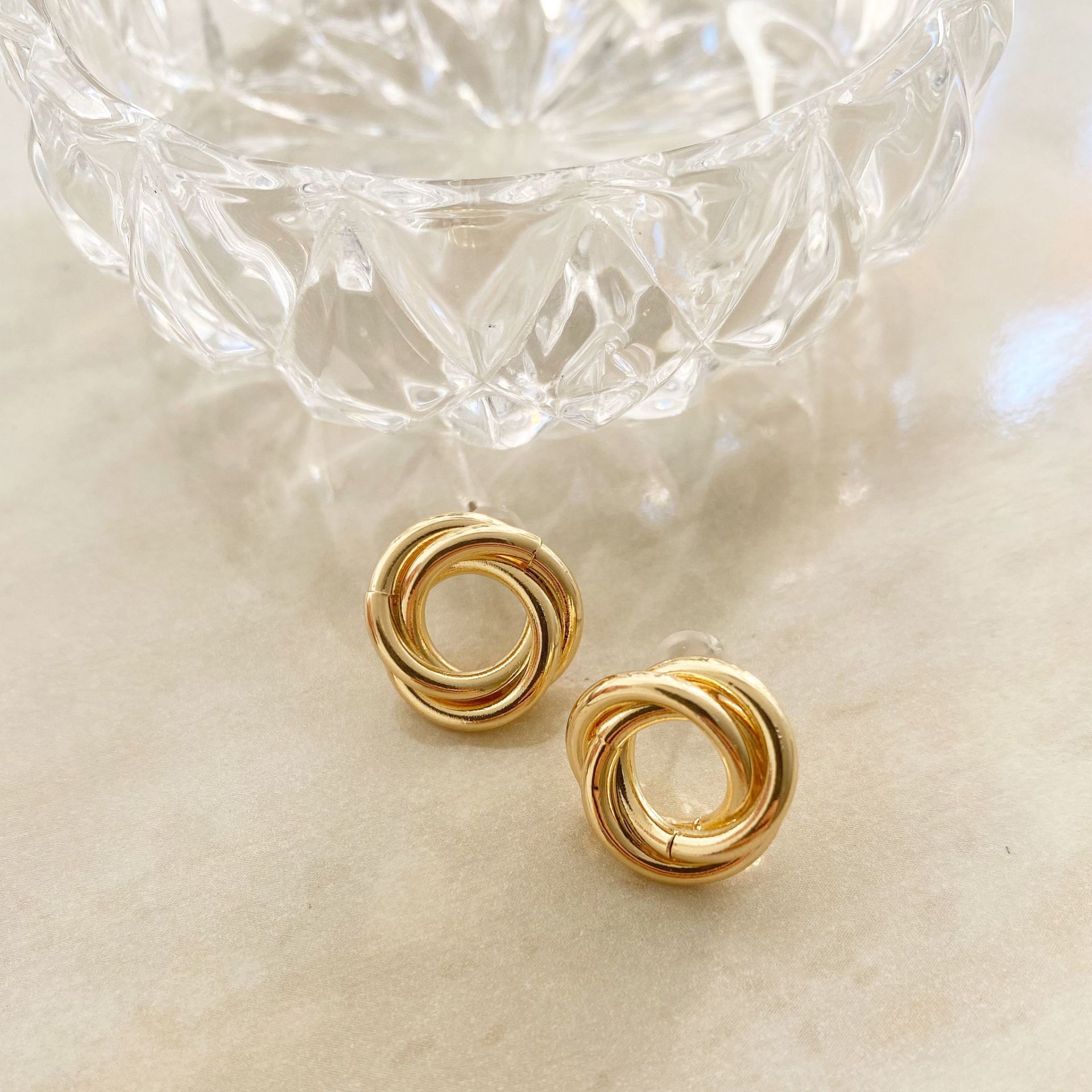 Minimal retro gold küpe