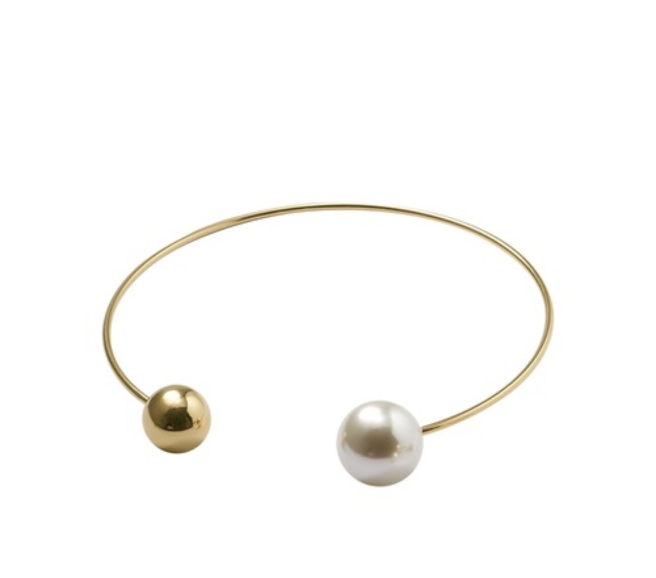 Lilith’s inci bileklil