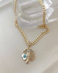 Göz boncuklu, zirkon taşlı  yonca kolye