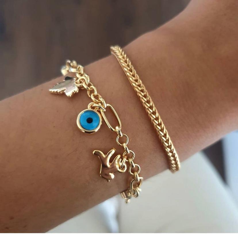 Nazar boncuğu charm bileklik kombini