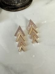 Barba zirkon taşlı tasarım küpe