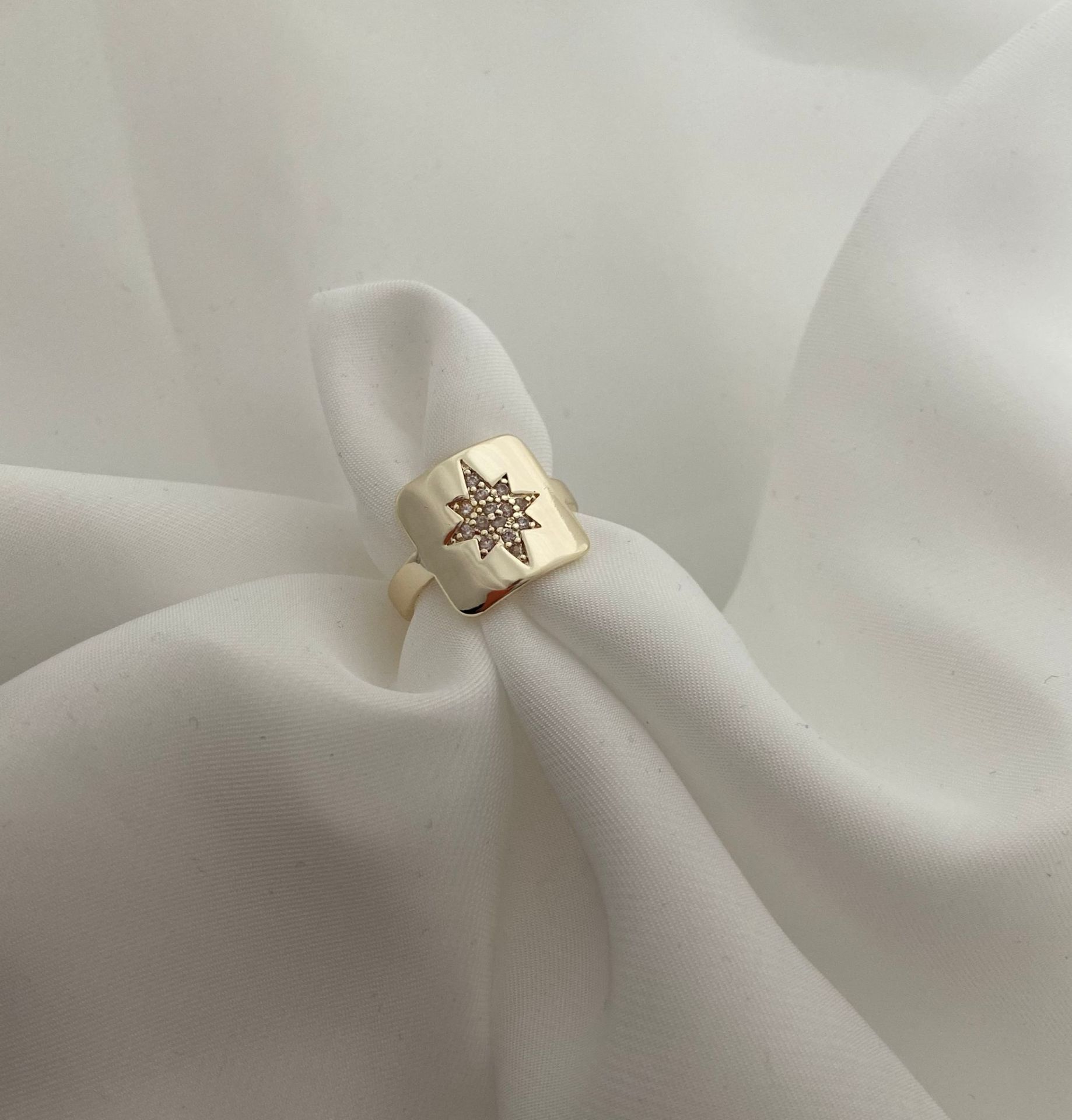 Kutup yıldızı yüzük